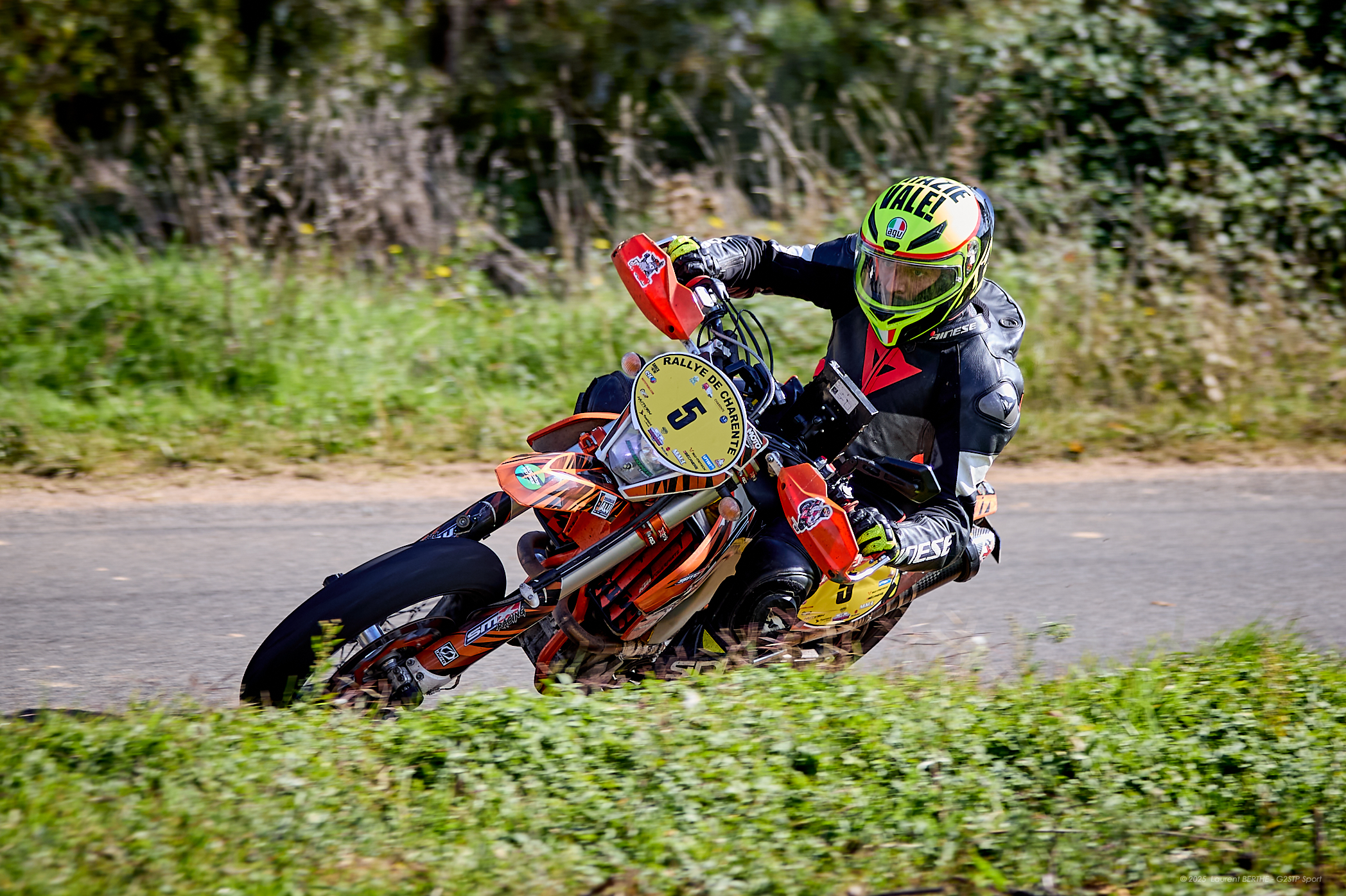 7ème RALLYE DE CHARENTE : LE GRAND CHELEM POUR RHODES, LE TITRE POUR JOUANEN